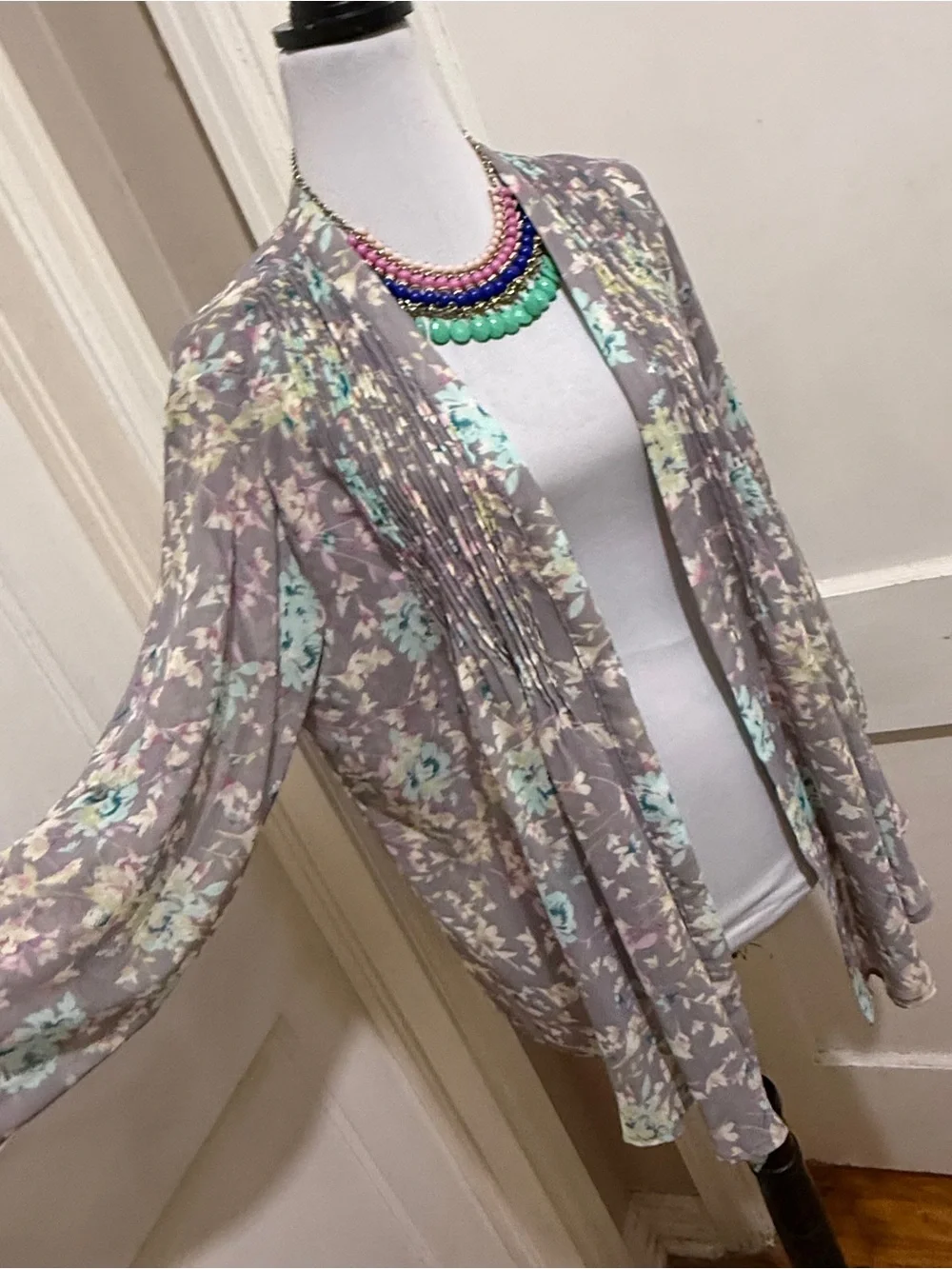 Lightweight Floral Draped shrug in Soft Gray and Mint